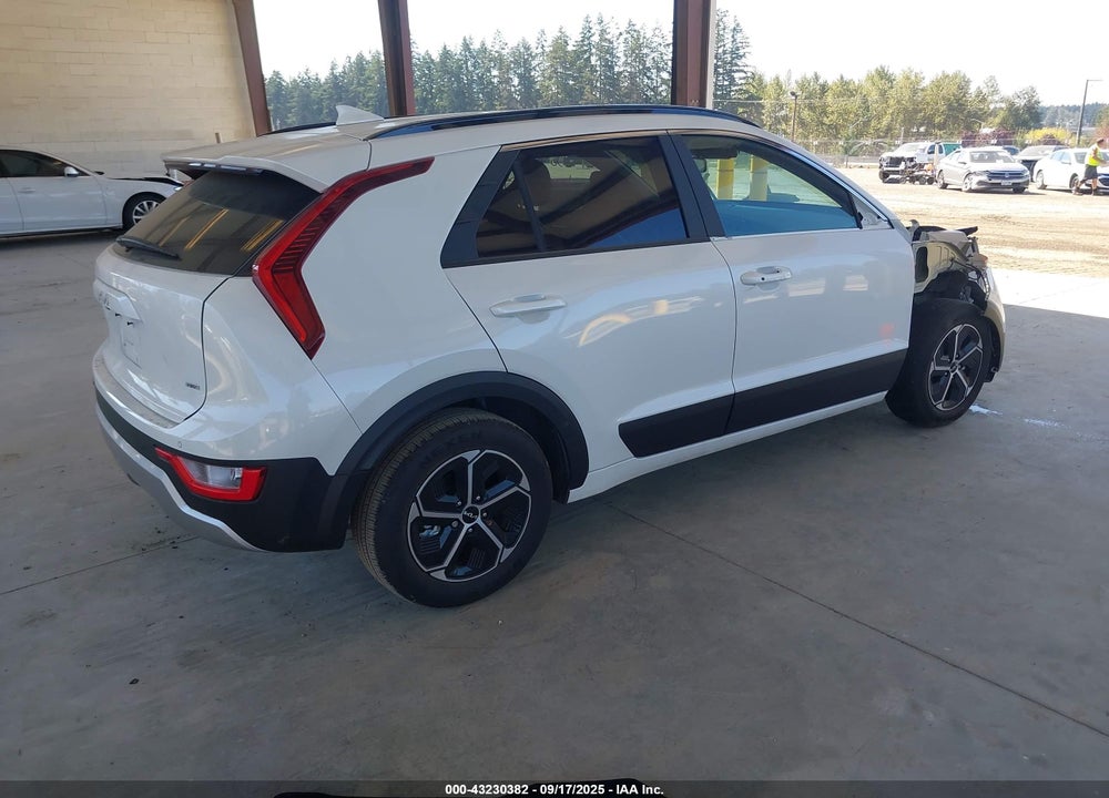 2023 KIA NIRO VIN: KNDCR3LEXP5111857