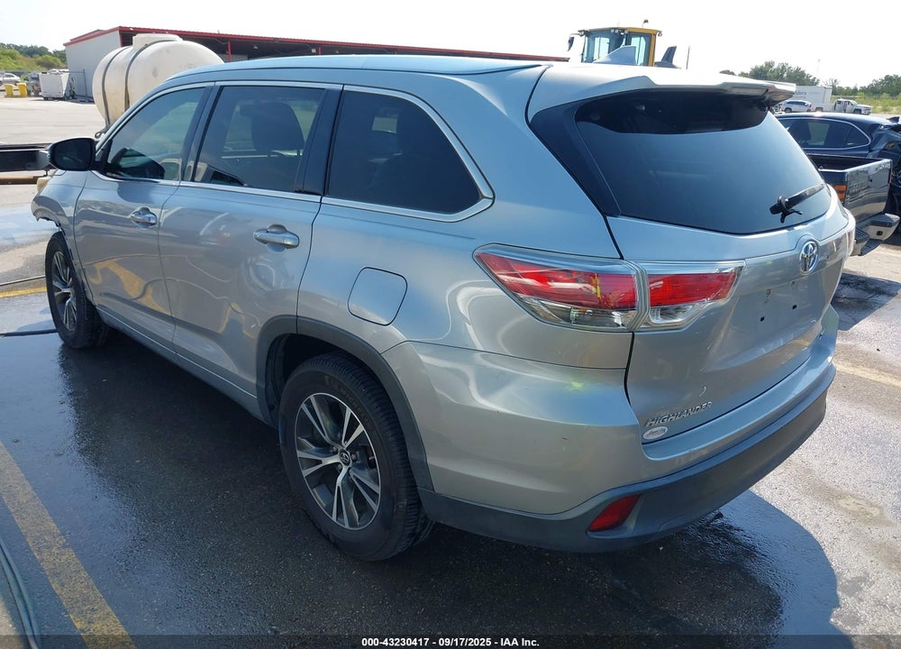 2016 TOYOTA HIGHLANDER XLE V6 VIN: 5TDKKRFH2GS159517
