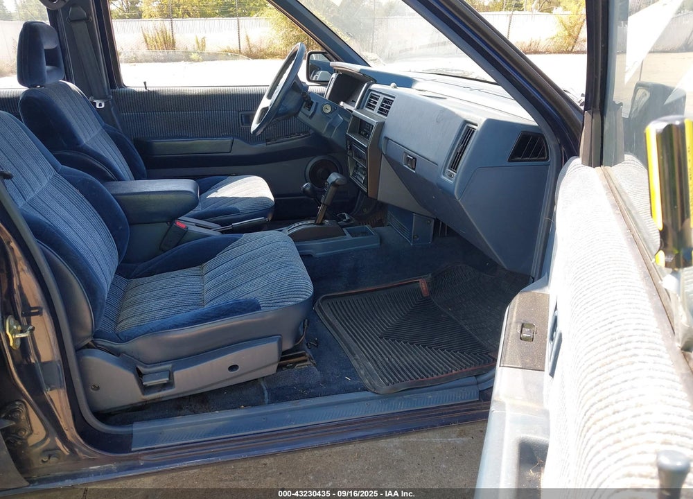 1990 NISSAN PATHFINDER VIN: JN8HD17Y4LW213242