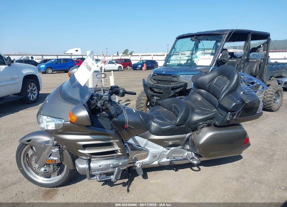 2008 HONDA GL1800 VIN: 1HFSC47H08A702222