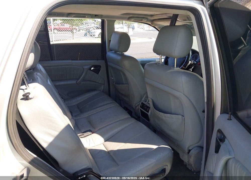 2005 MERCEDES-BENZ ML 350 4MATIC VIN: 4JGAB57E55A523363