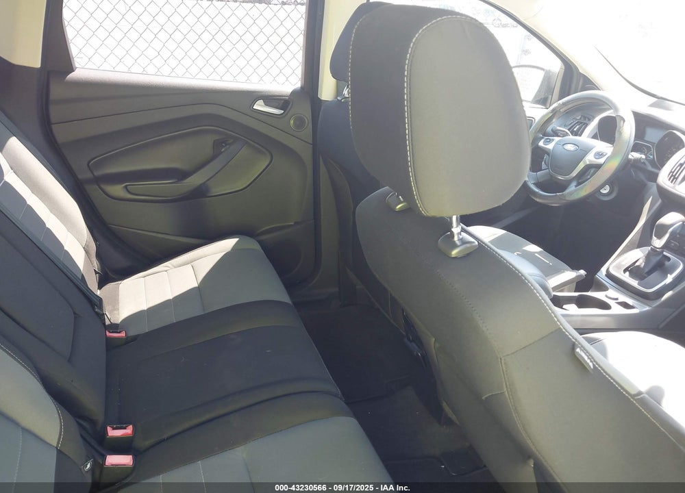 2014 FORD ESCAPE VIN: 1FMCU0GX9EUA27326