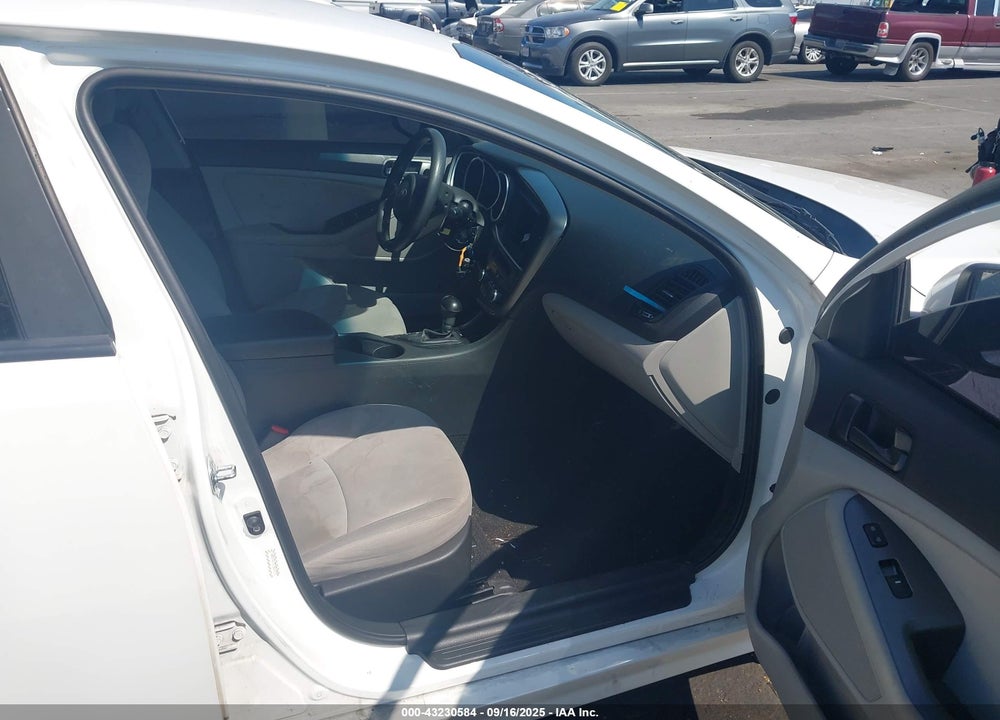2015 KIA OPTIMA VIN: KNAGM4A75F5634175