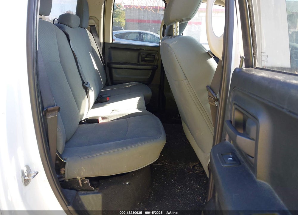 2015 RAM 1500 TRADESMAN VIN: 1C6RR7FT1FS519568