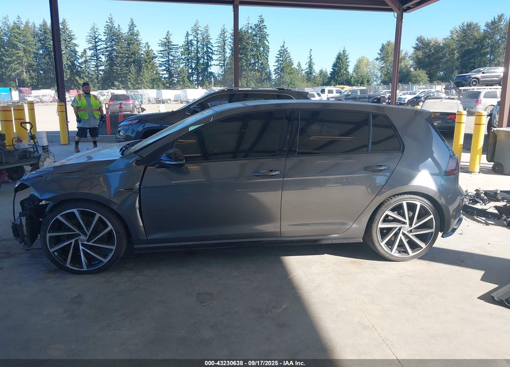2018 VOLKSWAGEN GOLF R VIN: WVWVF7AU0JW199497