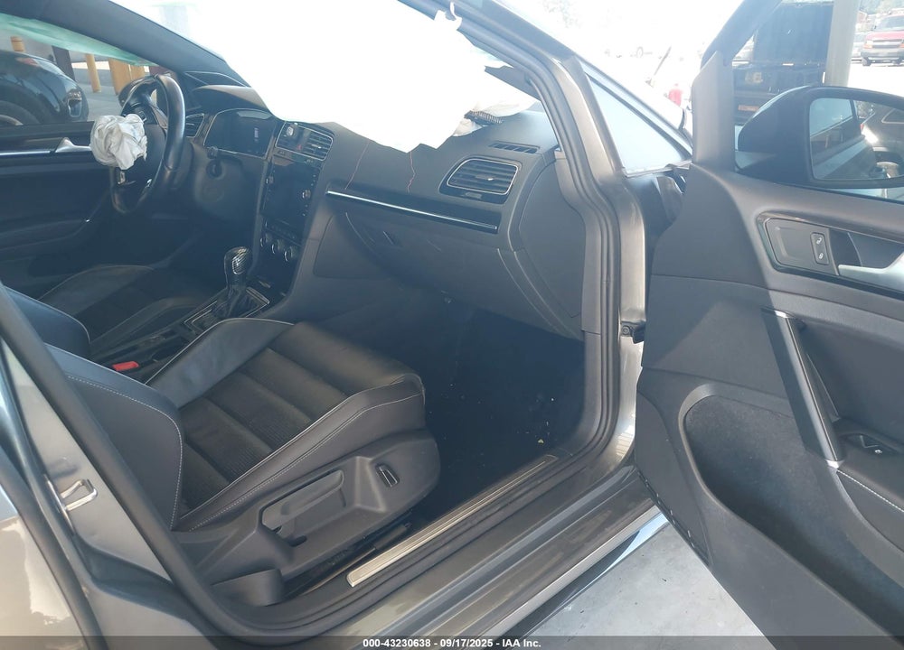2018 VOLKSWAGEN GOLF R VIN: WVWVF7AU0JW199497