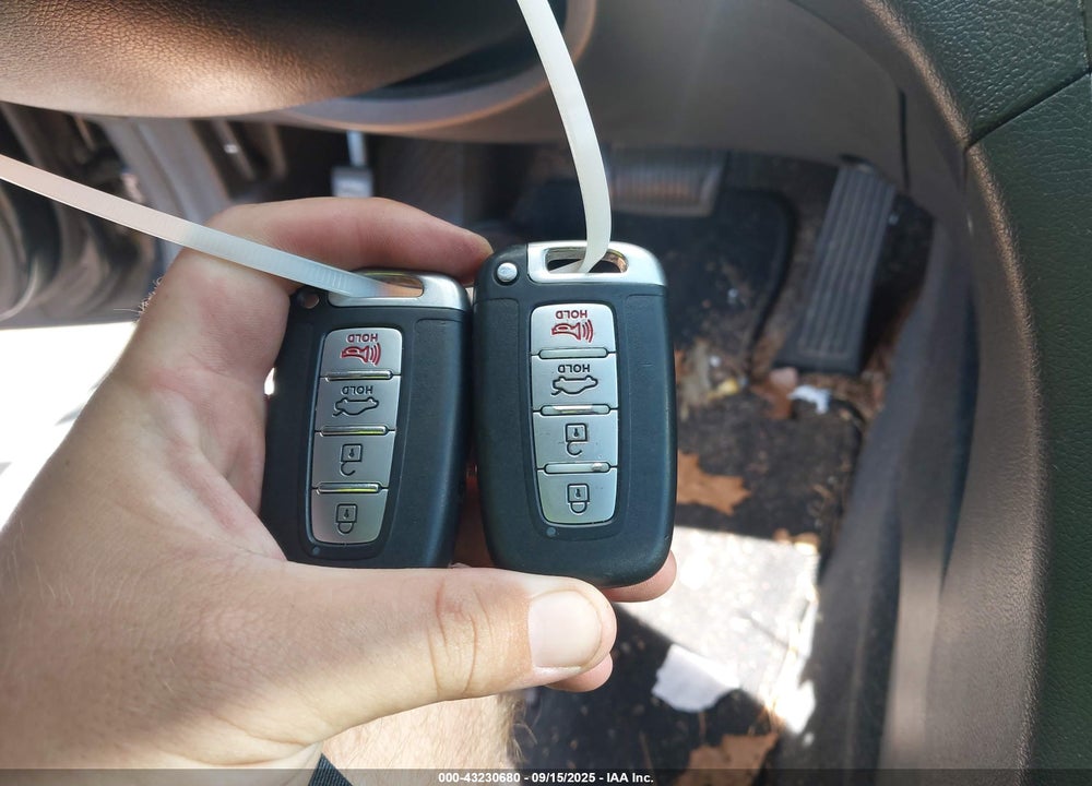 2013 HYUNDAI SONATA SE VIN: 5NPEC4ACXDH624409