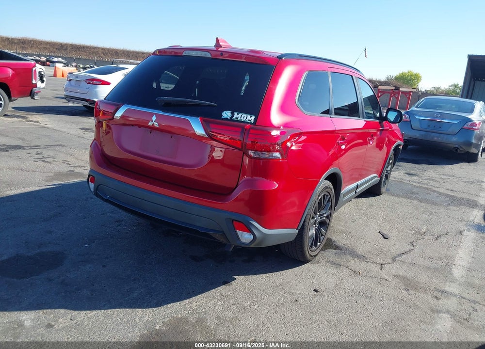 2018 MITSUBISHI OUTLANDER VIN: JA4AD3A32JZ054359