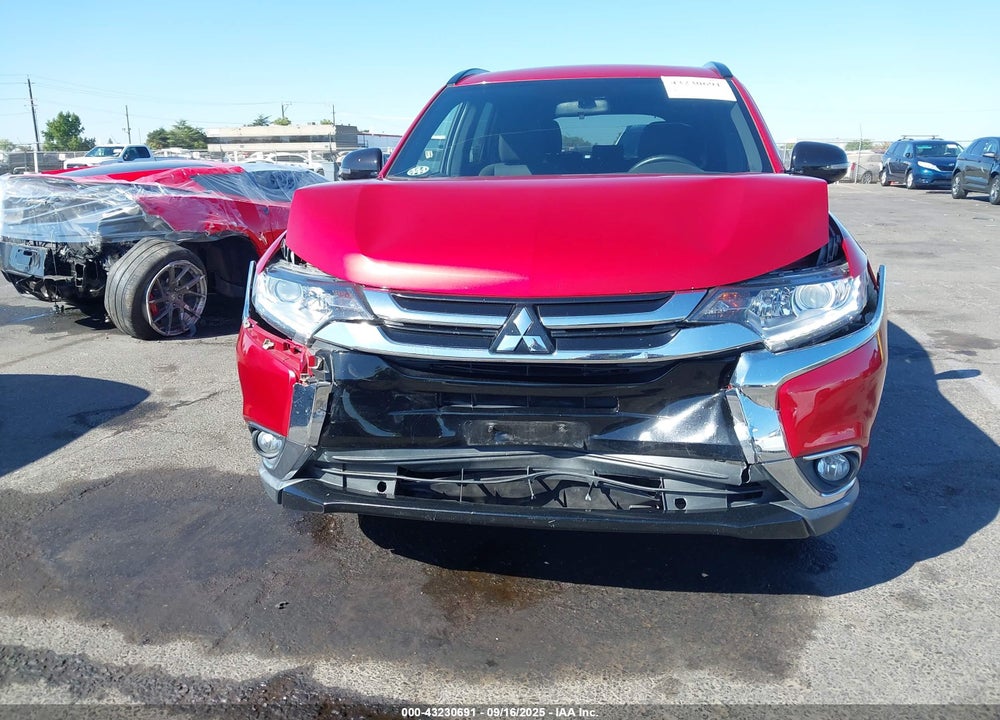2018 MITSUBISHI OUTLANDER VIN: JA4AD3A32JZ054359