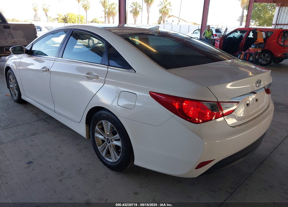 2014 HYUNDAI SONATA VIN: 5NPEB4AC5EH927991