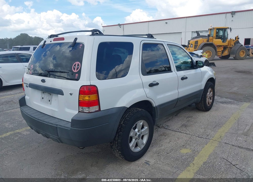 2005 FORD ESCAPE XLT VIN: 1FMYU031X5KB23968