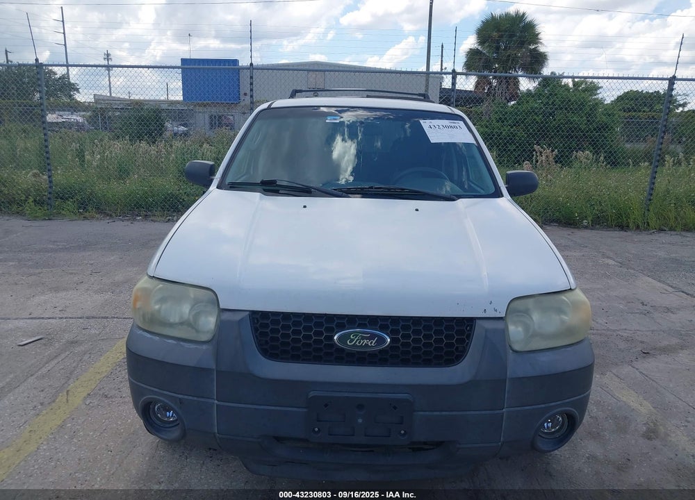 2005 FORD ESCAPE XLT VIN: 1FMYU031X5KB23968