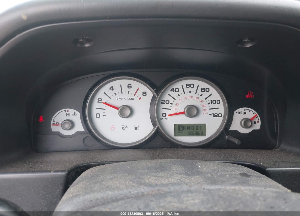 2005 FORD ESCAPE XLT VIN: 1FMYU031X5KB23968