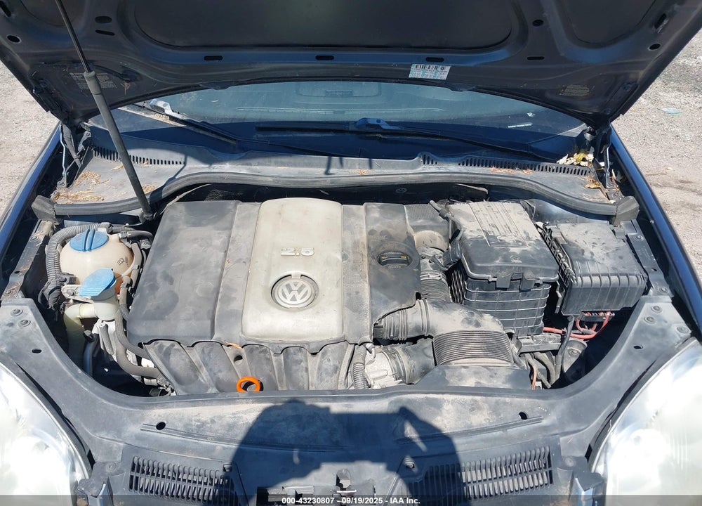 2008 VOLKSWAGEN JETTA VIN: 3VWRM71KX8M015373