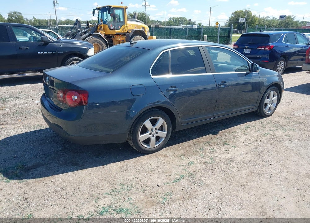 2008 VOLKSWAGEN JETTA VIN: 3VWRM71KX8M015373