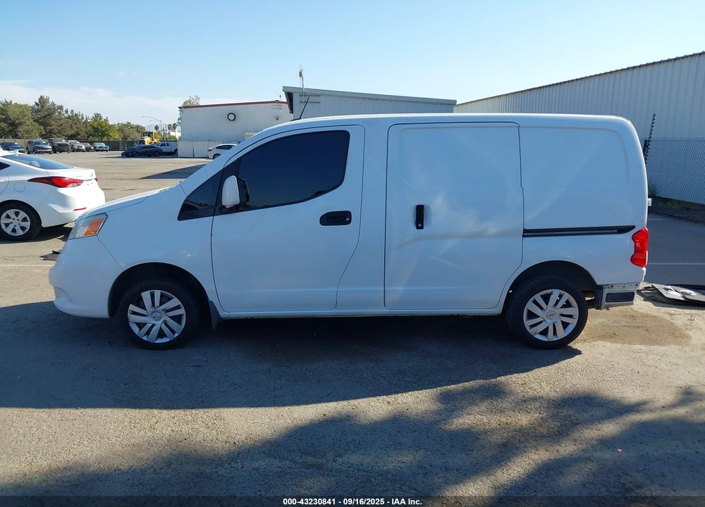 2015 NISSAN NV200 SV VIN: 3N6CM0KN7FK703538