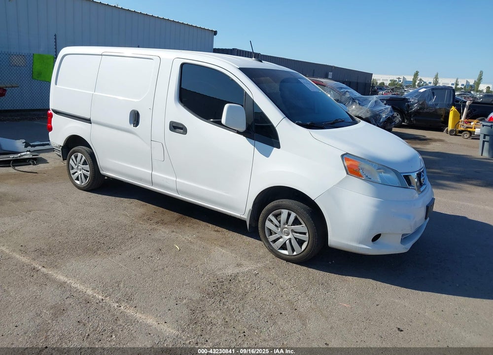 2015 NISSAN NV200 SV VIN: 3N6CM0KN7FK703538