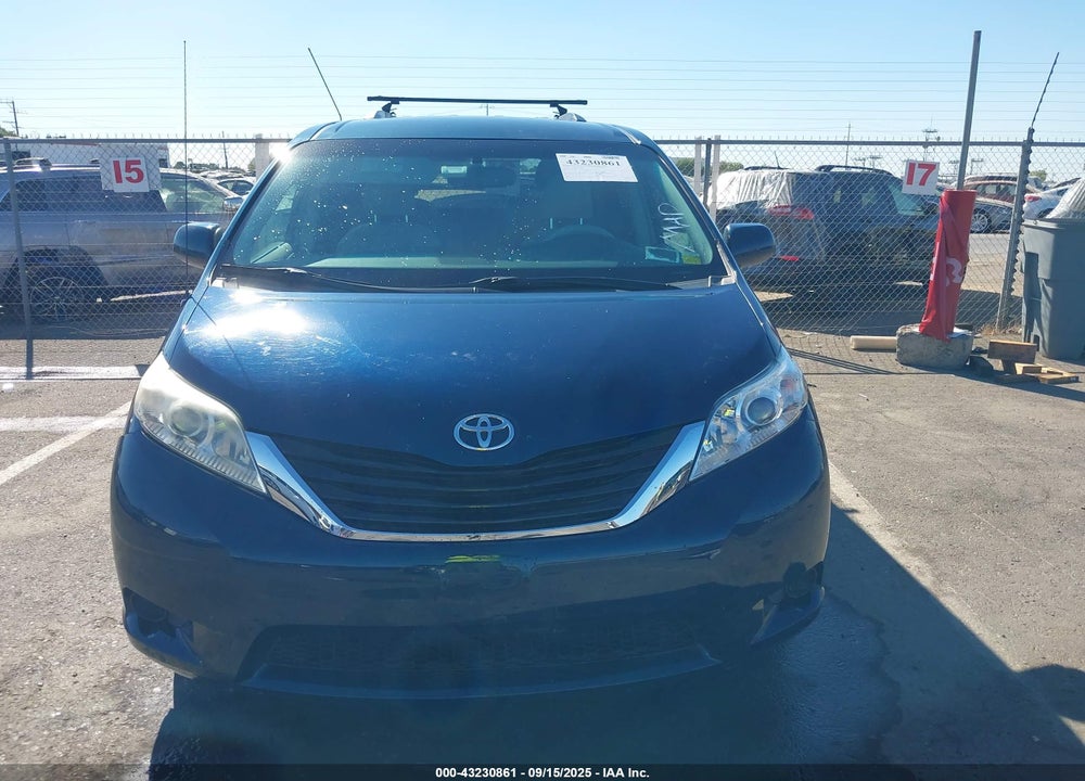 2011 TOYOTA SIENNA LE V6 VIN: 5TDKK3DC5BS004957