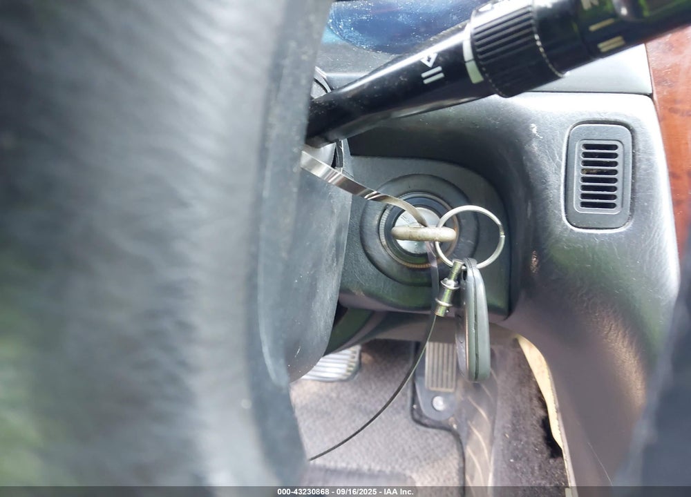2000 ACURA RL 3.5 VIN: JH4KA9651YC007450