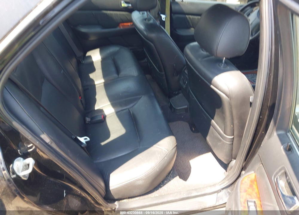 2000 ACURA RL 3.5 VIN: JH4KA9651YC007450