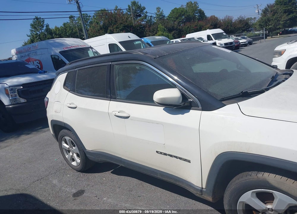 2018 JEEP COMPASS VIN: 3C4NJCBB0JT300094
