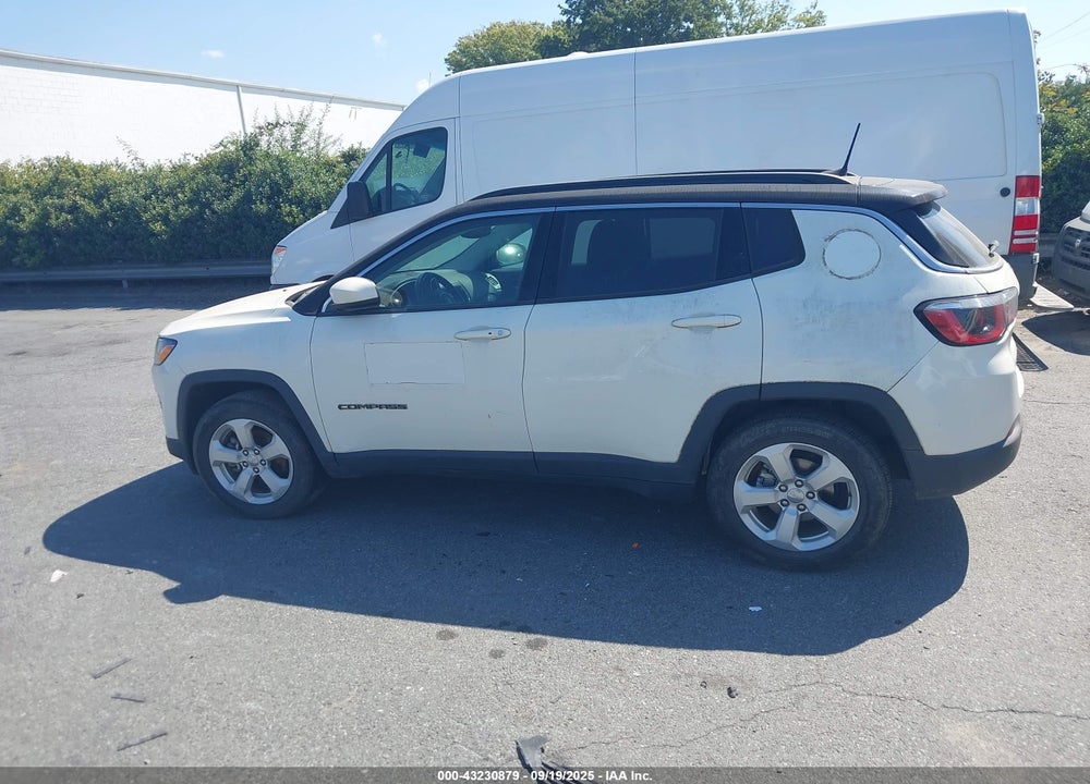 2018 JEEP COMPASS VIN: 3C4NJCBB0JT300094