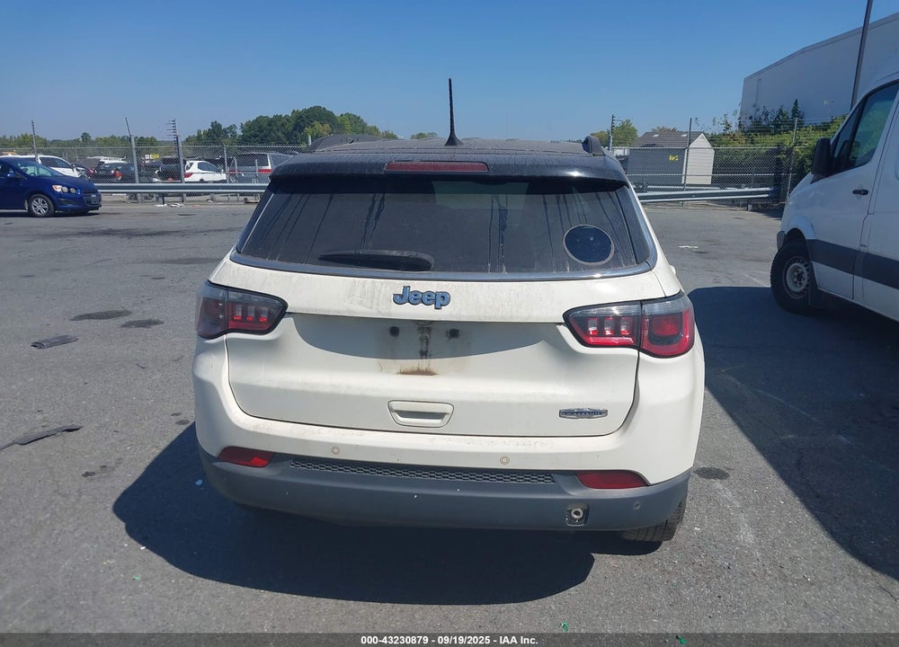 2018 JEEP COMPASS VIN: 3C4NJCBB0JT300094