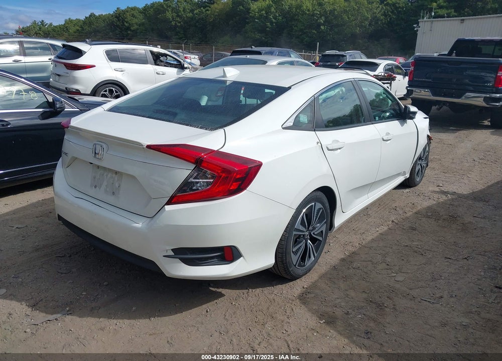 2017 HONDA CIVIC VIN: 2HGFC1F72HH652218