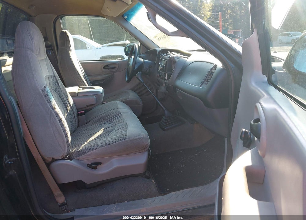 1999 FORD F-150 WORK SERIES/XL/XLT VIN: 1FTZF1724XKA30796