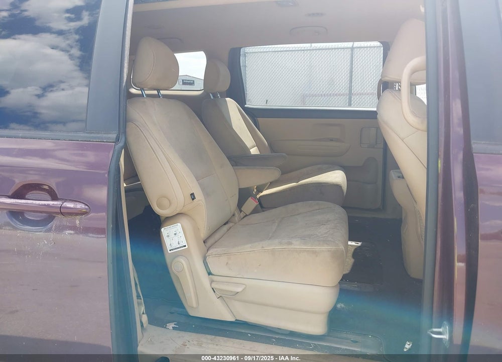 2015 KIA SEDONA LX VIN: KNDMB5C1XF6033137