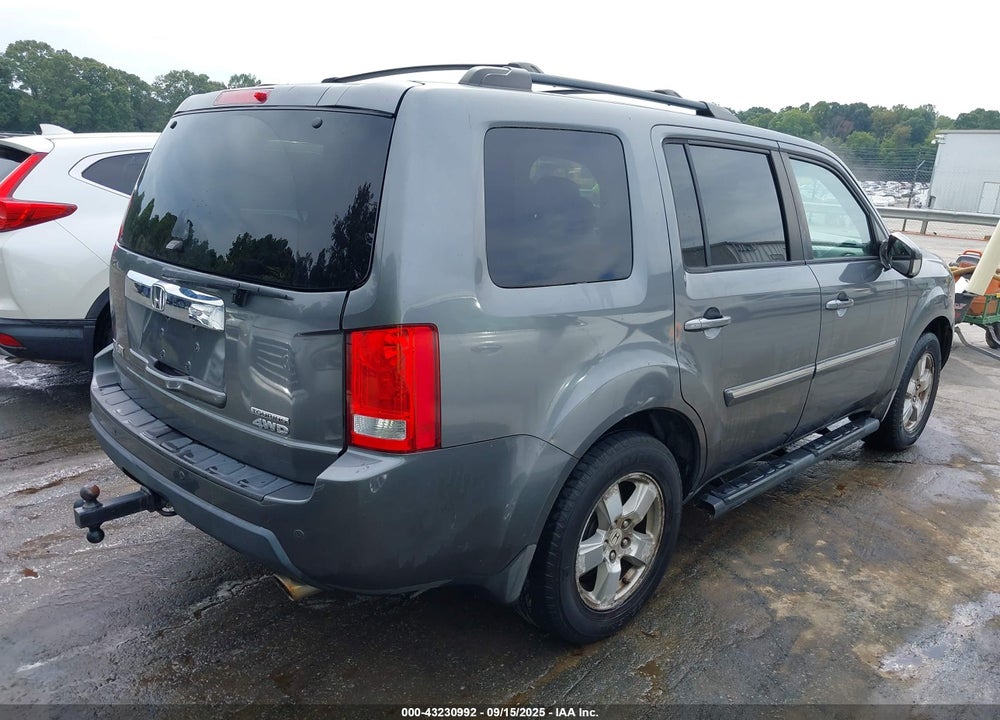 2010 HONDA PILOT VIN: 5FNYF4H85AB027894