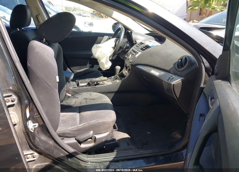 2010 MAZDA 3 VIN: JM1BL1SG3A1337046