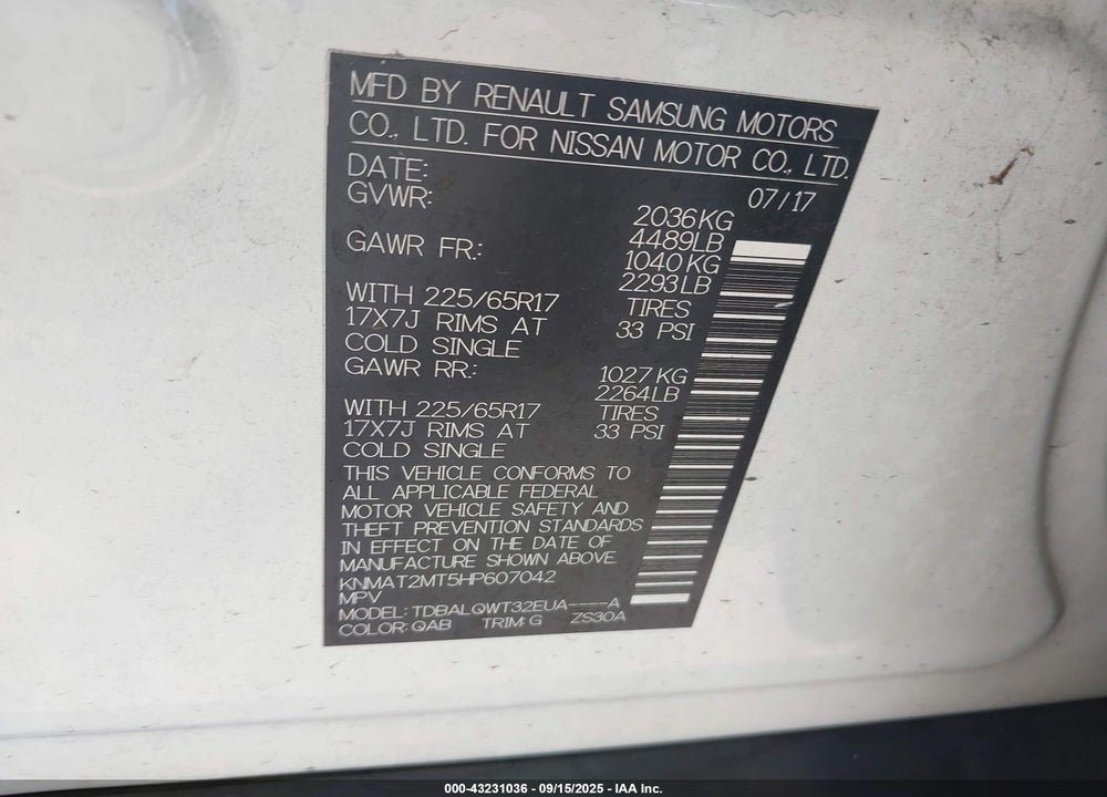 2017 NISSAN ROGUE VIN: KNMAT2MT5HP607042