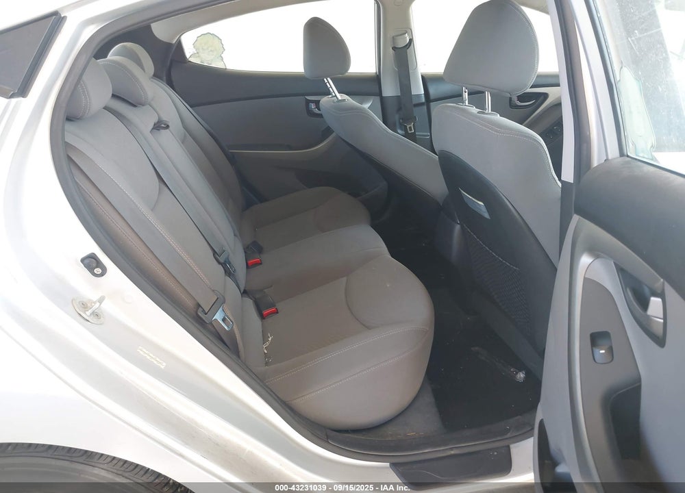2014 HYUNDAI ELANTRA VIN: KMHDH4AE6EU170032