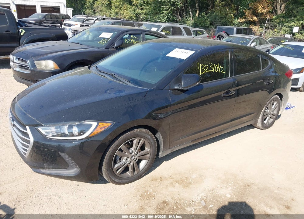 2018 HYUNDAI ELANTRA VIN: 5NPD84LF9JH241576