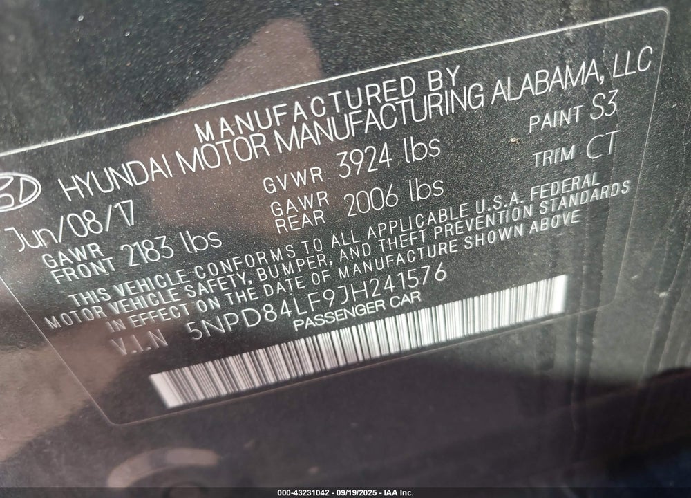 2018 HYUNDAI ELANTRA VIN: 5NPD84LF9JH241576