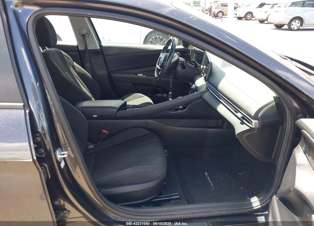 2022 HYUNDAI ELANTRA VIN: 5NPLS4AG7NH080580
