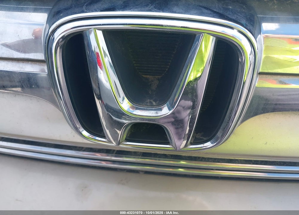2008 HONDA CR-V EX-L VIN: JHLRE38738C013981