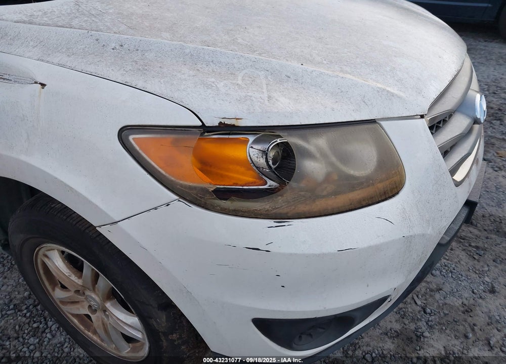 2012 HYUNDAI SANTA FE VIN: 5XYZGDAB2CG092009
