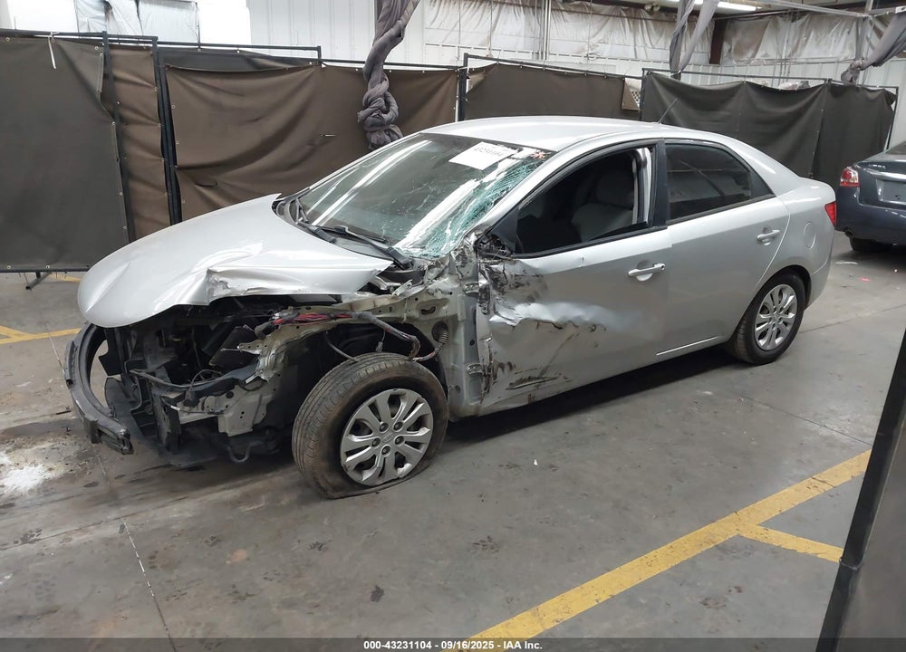 2013 KIA FORTE VIN: KNAFT4A28D5741107
