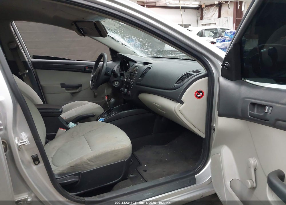 2013 KIA FORTE VIN: KNAFT4A28D5741107