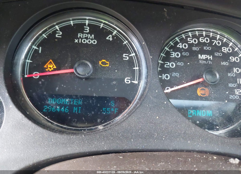 2009 GMC YUKON XL VIN: 1GKFC36039R240523