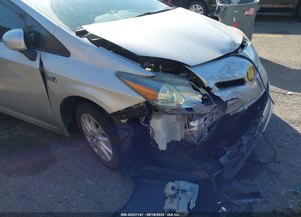 2013 TOYOTA PRIUS PLUG-IN VIN: JTDKN3DP2D3046548