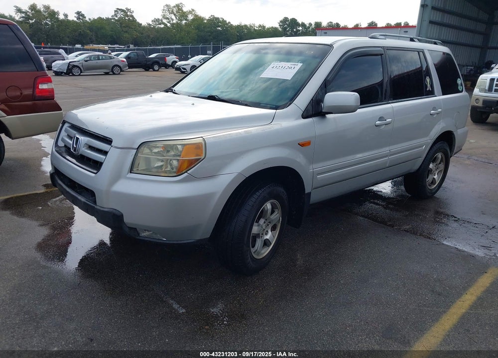 2006 HONDA PILOT EX-L VIN: 5FNYF28716B009427