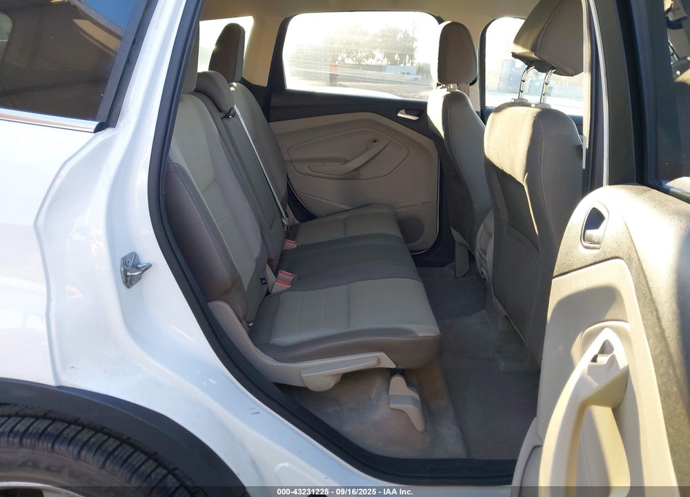 2016 FORD ESCAPE VIN: 1FMCU0G78GUB99334