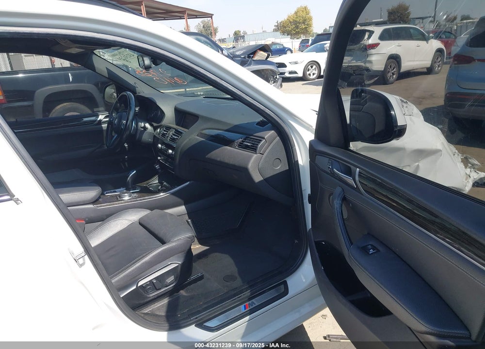 2017 BMW X3 VIN: 5UXWZ7C33H0V88436