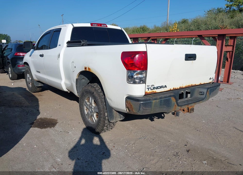 2007 TOYOTA TUNDRA SR5 5.7L V8 VIN: 5TBBV54177S473548