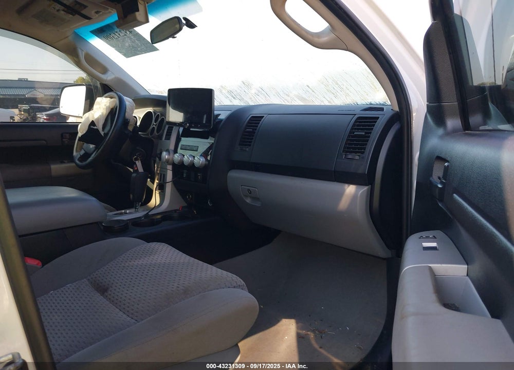 2007 TOYOTA TUNDRA SR5 5.7L V8 VIN: 5TBBV54177S473548