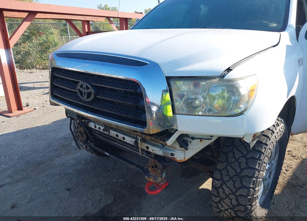2007 TOYOTA TUNDRA SR5 5.7L V8 VIN: 5TBBV54177S473548