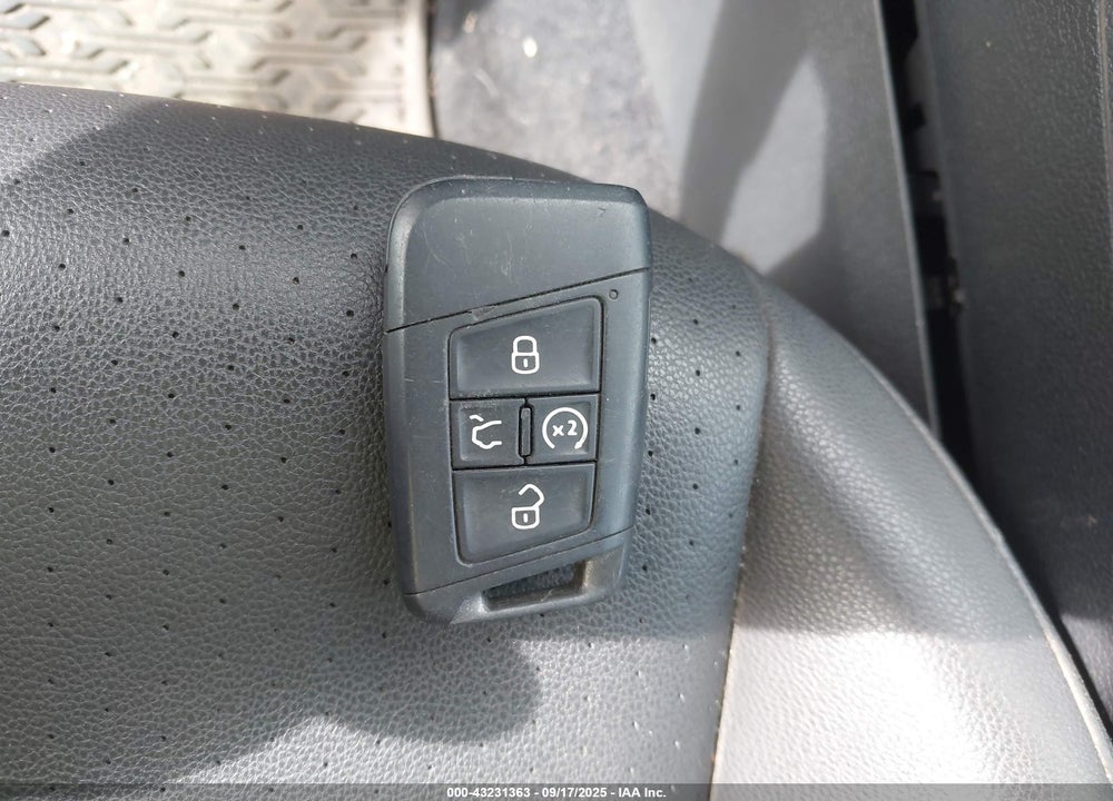 2020 VOLKSWAGEN JETTA VIN: 3VWCB7BU6LM042610